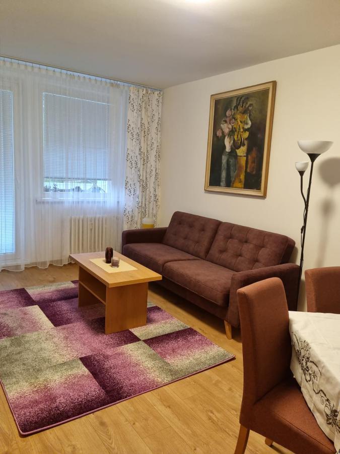 Apartment Nh12 Bratislava Exterior photo